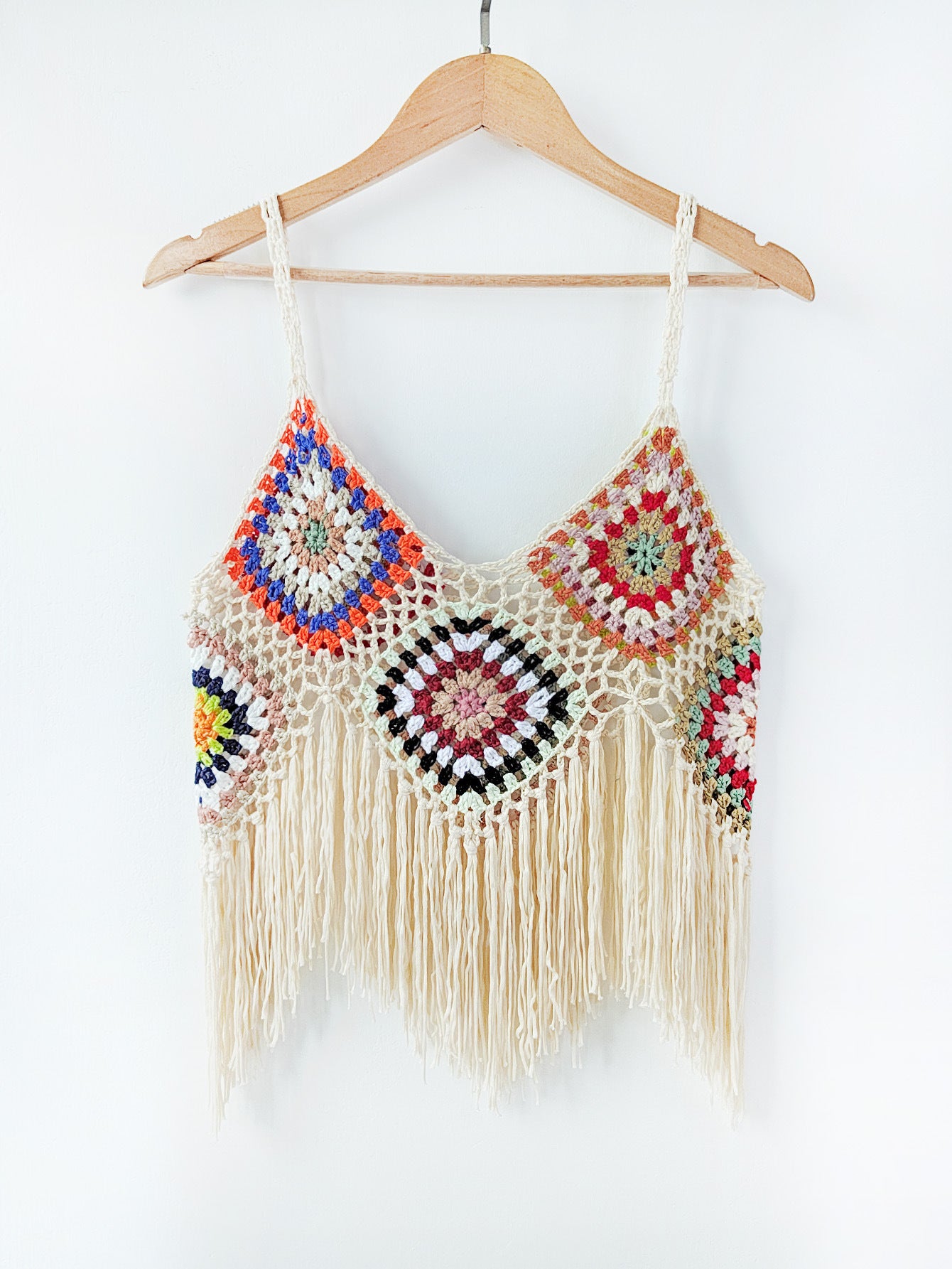 Top crop à franges au crochet pour femmes Chic und Stil