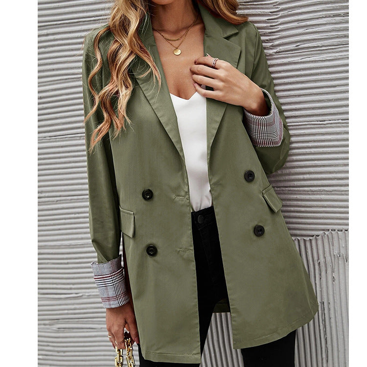 Veste de mode pour femmes avec double rangée de boutons et détails élégants Chic und Stil
