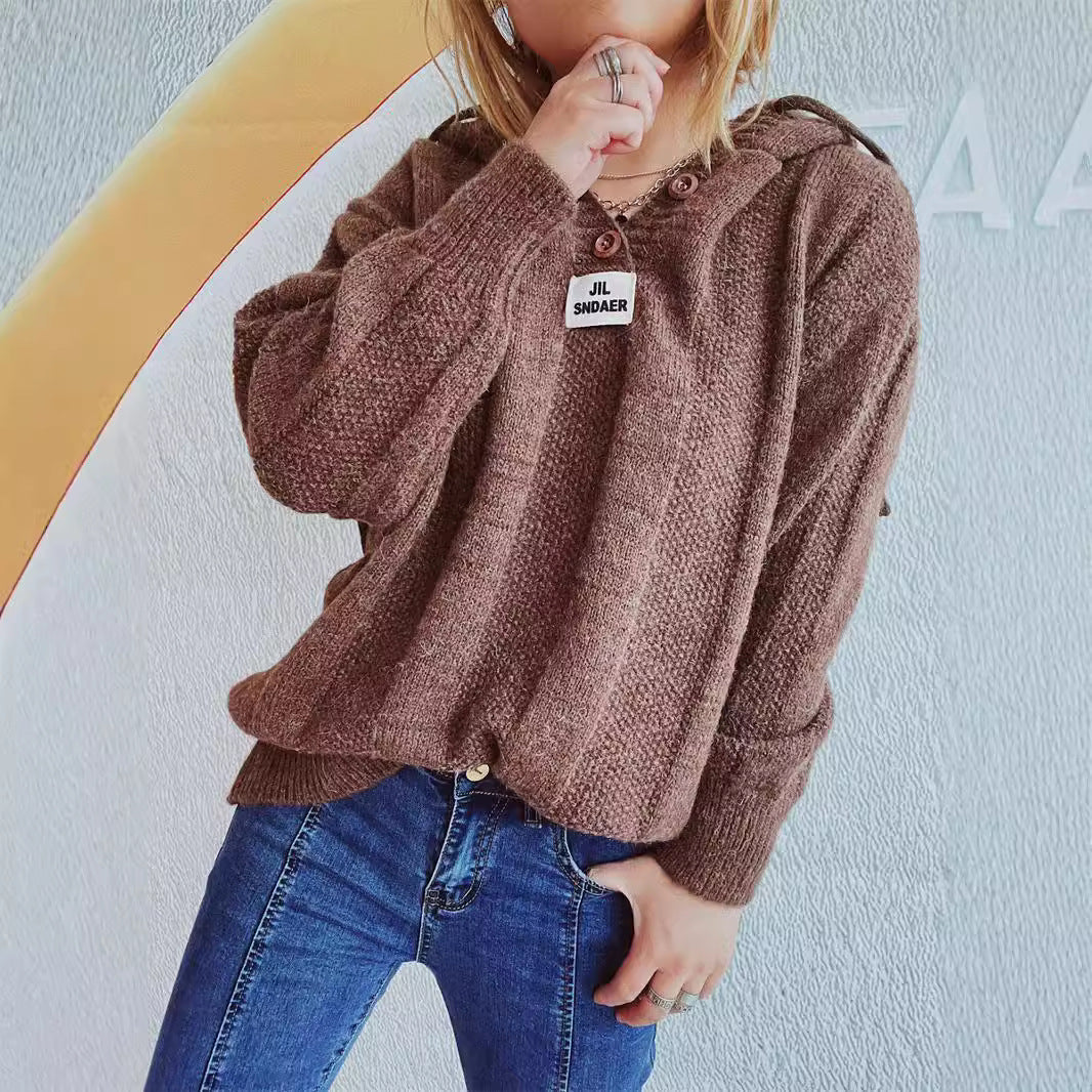 Pull en tricot décontracté pour femmes avec capuche et boutons décoratifs Chic und Stil