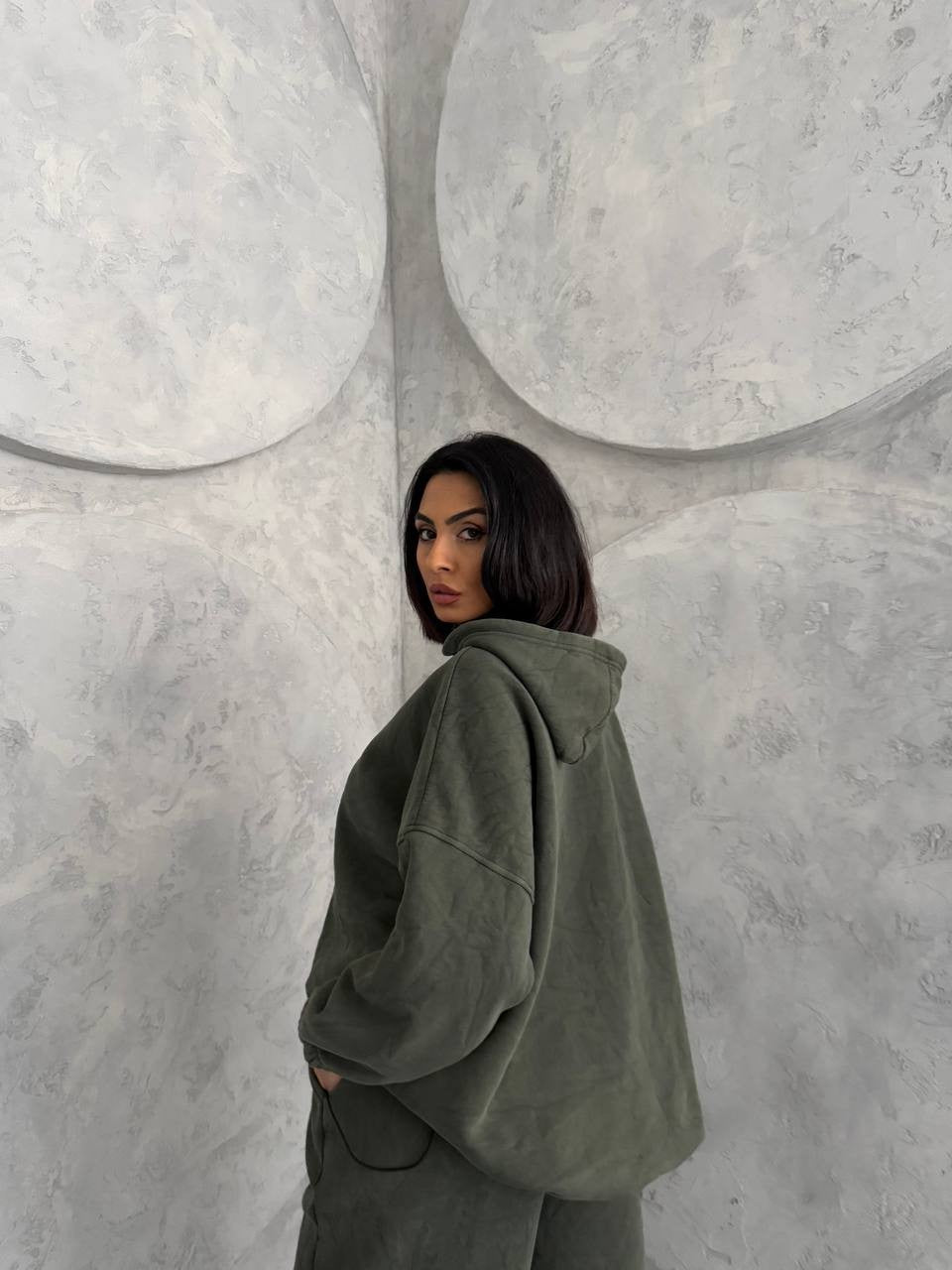 Chic and Style casual hoodie and pants set for women