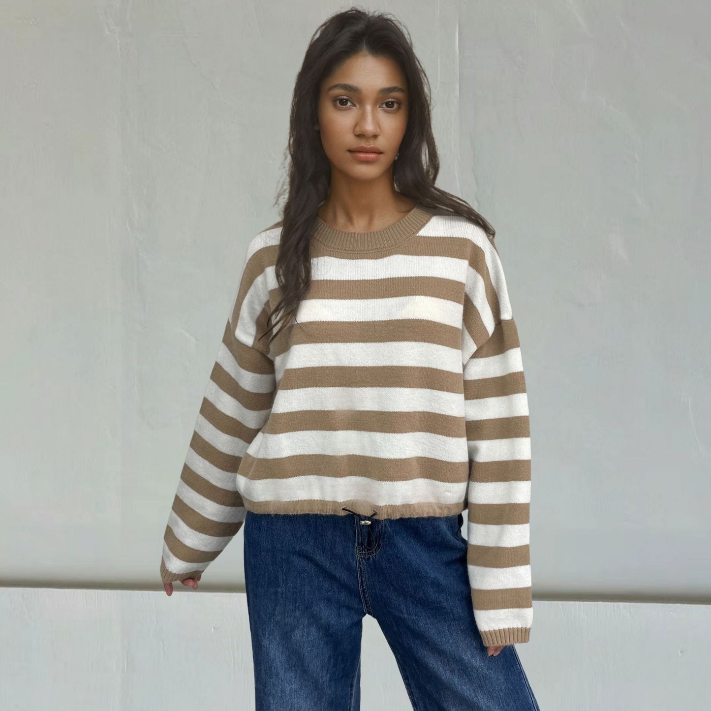 Pull femme décontracté en rayures avec coupe large et cordon de serrage Chic und Stil