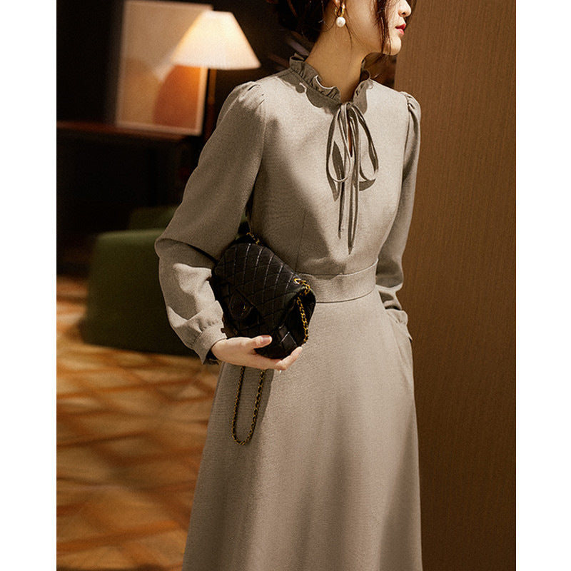 Robe Midi Élégante pour Femme avec Détail Nœud Chic und Stil