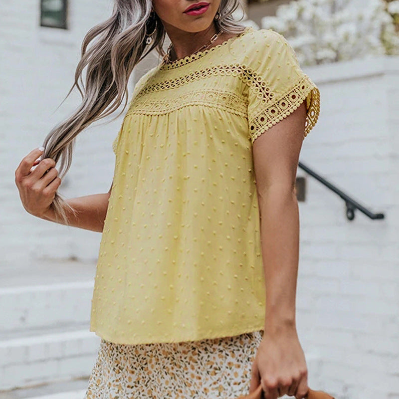 Blouse courte élégante pour femmes avec des accents en dentelle Chic und Stil