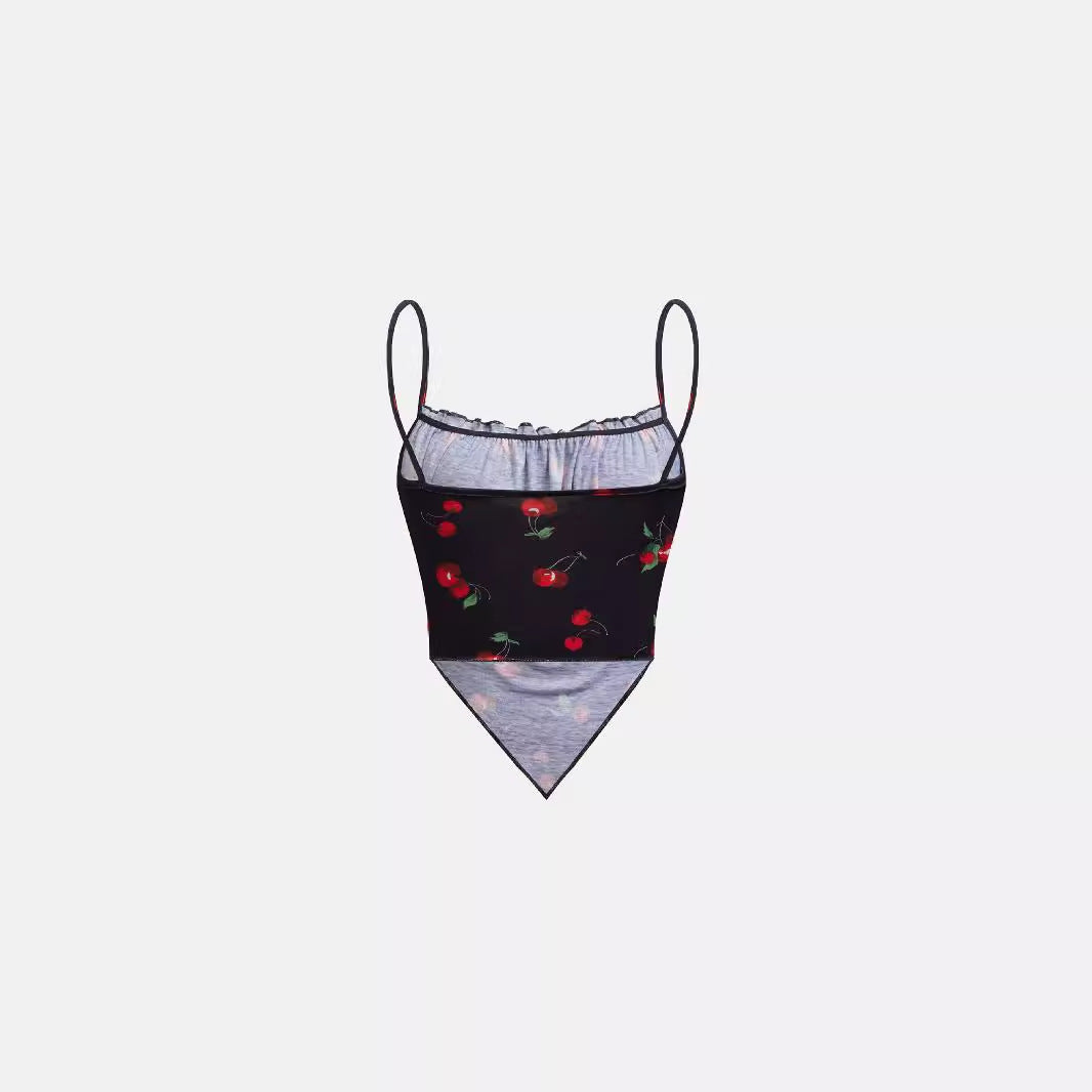 Maillot de bain pour femmes avec un imprimé de cerises ludique et un haut froncé Chic und Stil