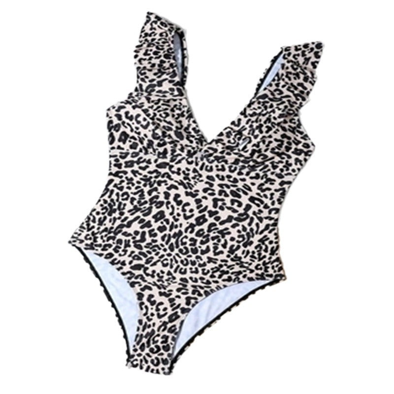 Maillot de bain une pièce élégant pour femmes avec décolleté en V profond et volants Chic und Stil