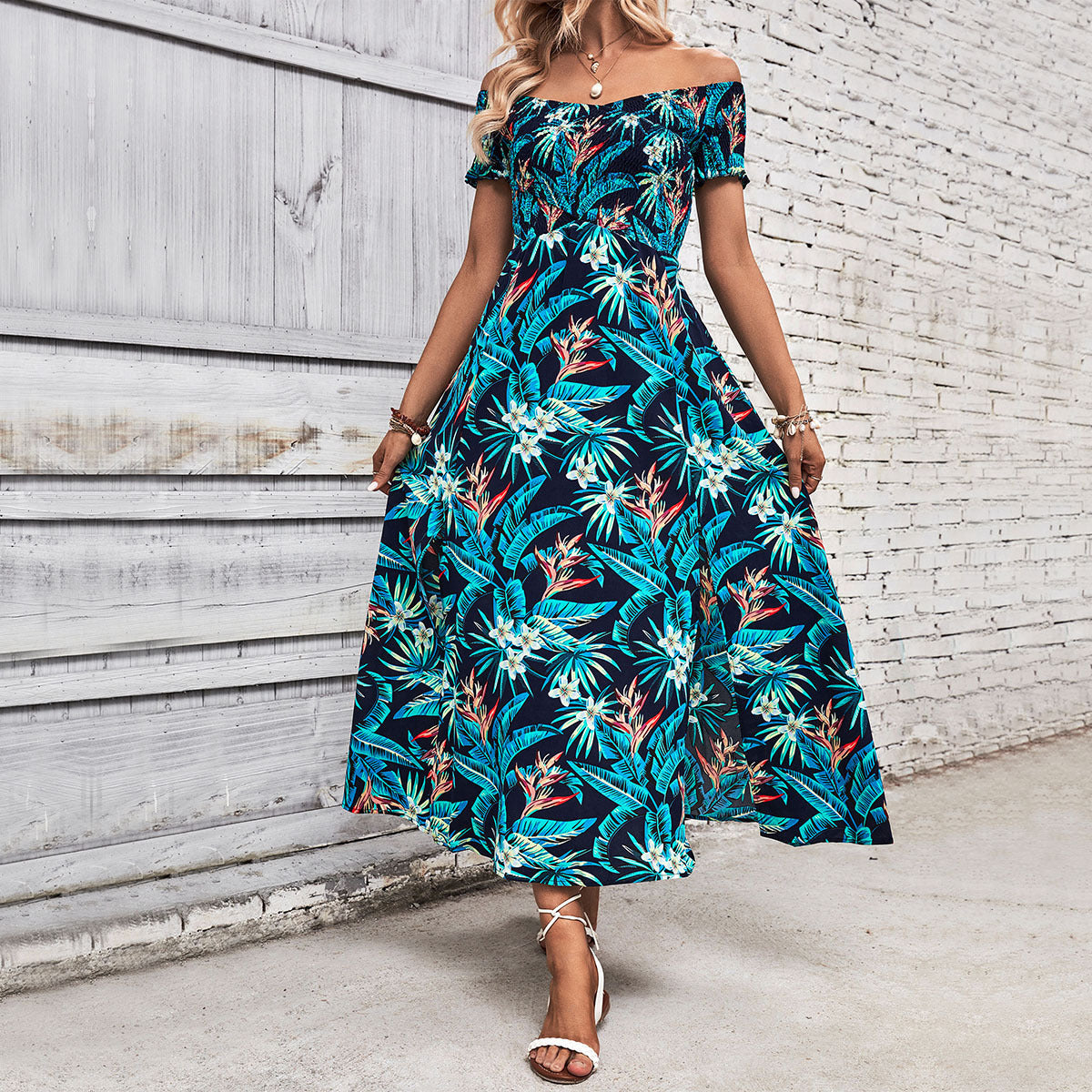 Robe Maxi Fleur Off-Shoulder Femmes avec Détail de Fente Haute Chic und Stil