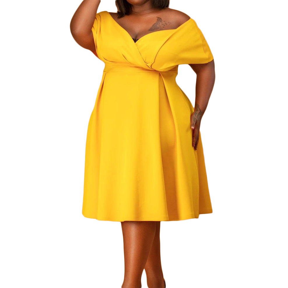 Robes de soirée décolletées pour femmes avec jupe fluide et drapé élégant Chic und Stil