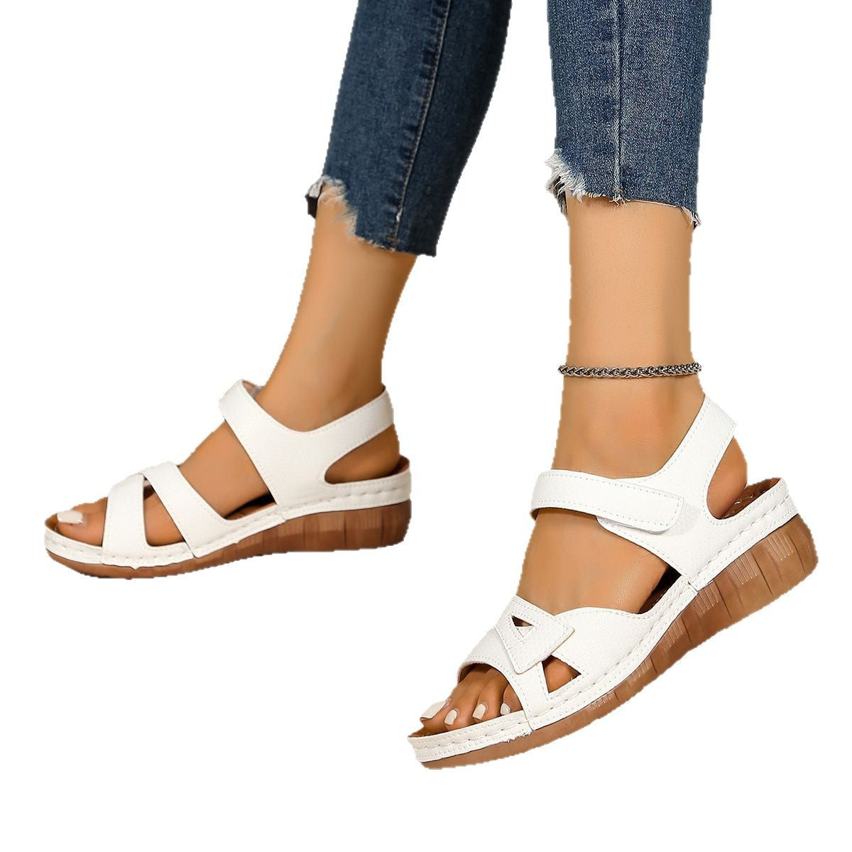 Sandales à bandes confortables pour femmes avec des bandes réglables et une semelle rembourrée Chic und Stil