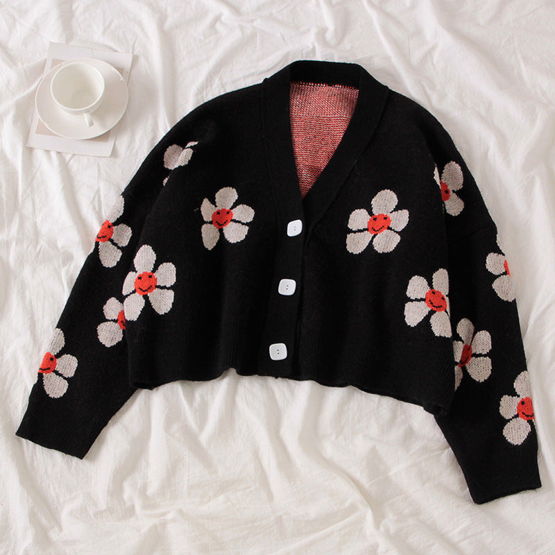 Cardigan en tricot court pour femmes avec motifs floraux et détails de boutons Chic und Stil