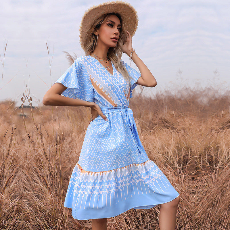 Robe midi enveloppante pour femmes avec motifs décoratifs Chic und Stil