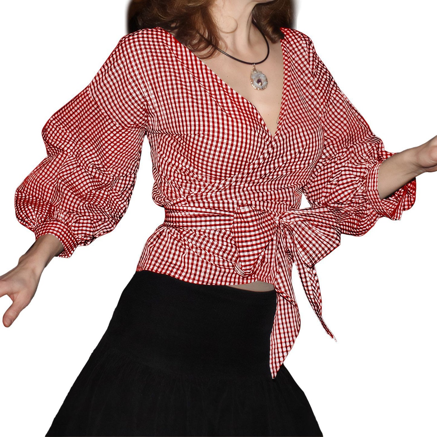 Blouse enroulée pour femmes avec des manches à volants Chic und Stil