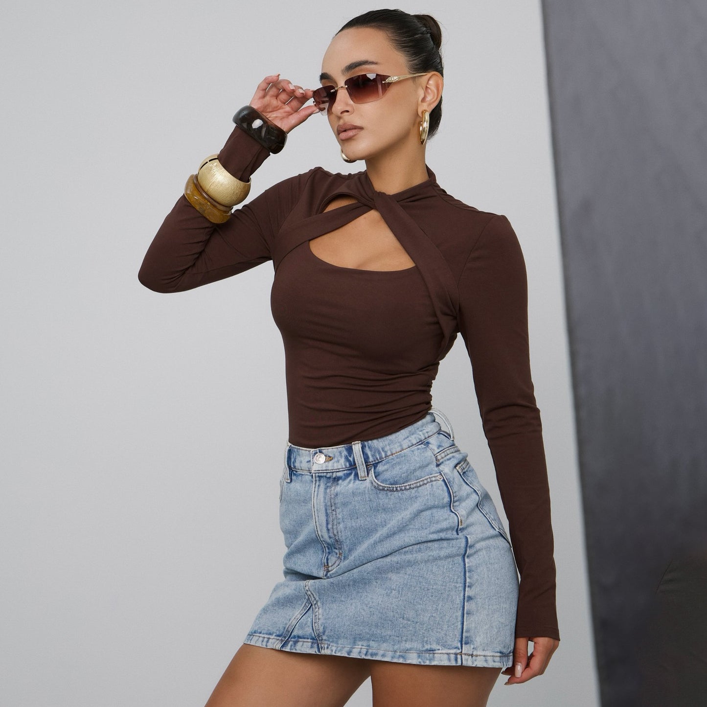 Body à manches longues pour femmes avec un design innovant à découpes Chic und Stil