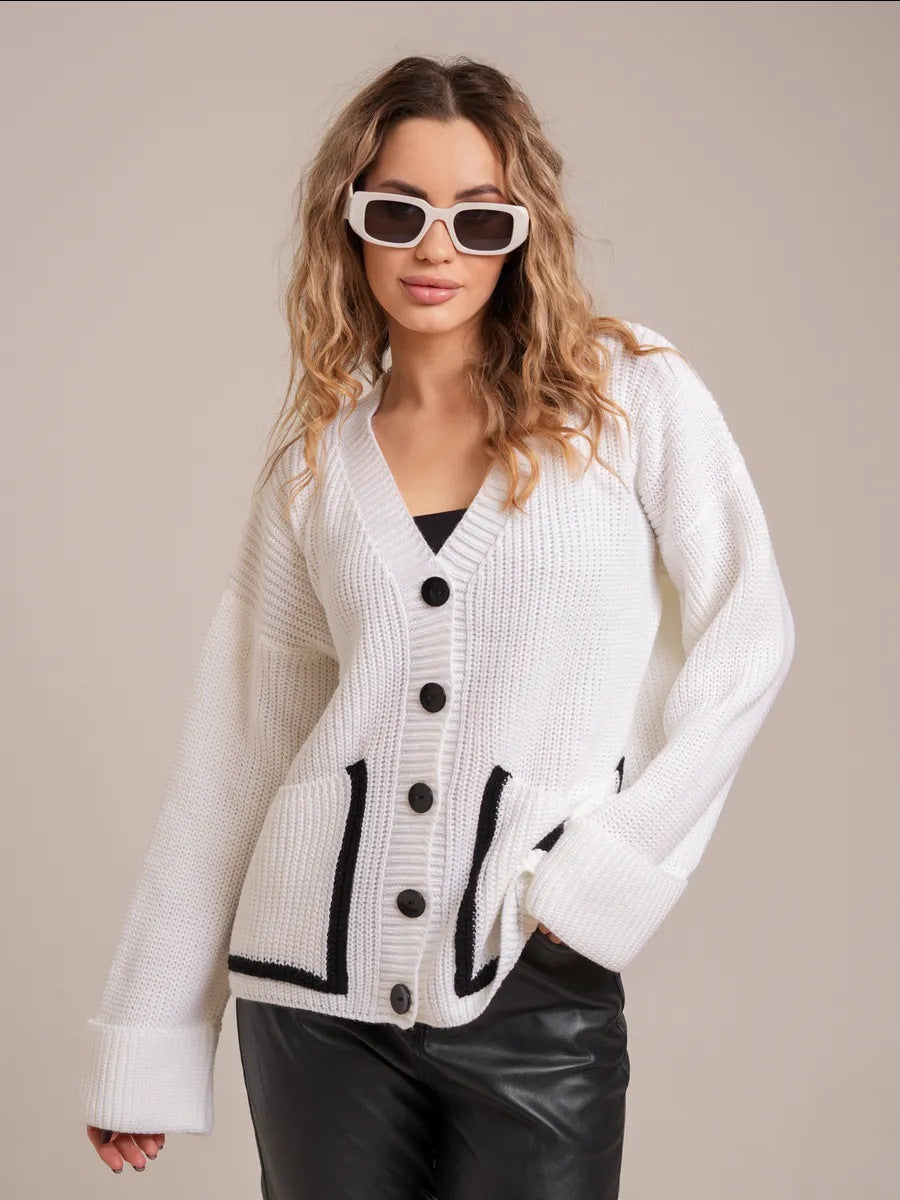 Dames gros tricot cardigan avec poches et élégants détails contrastés Chic und Stil