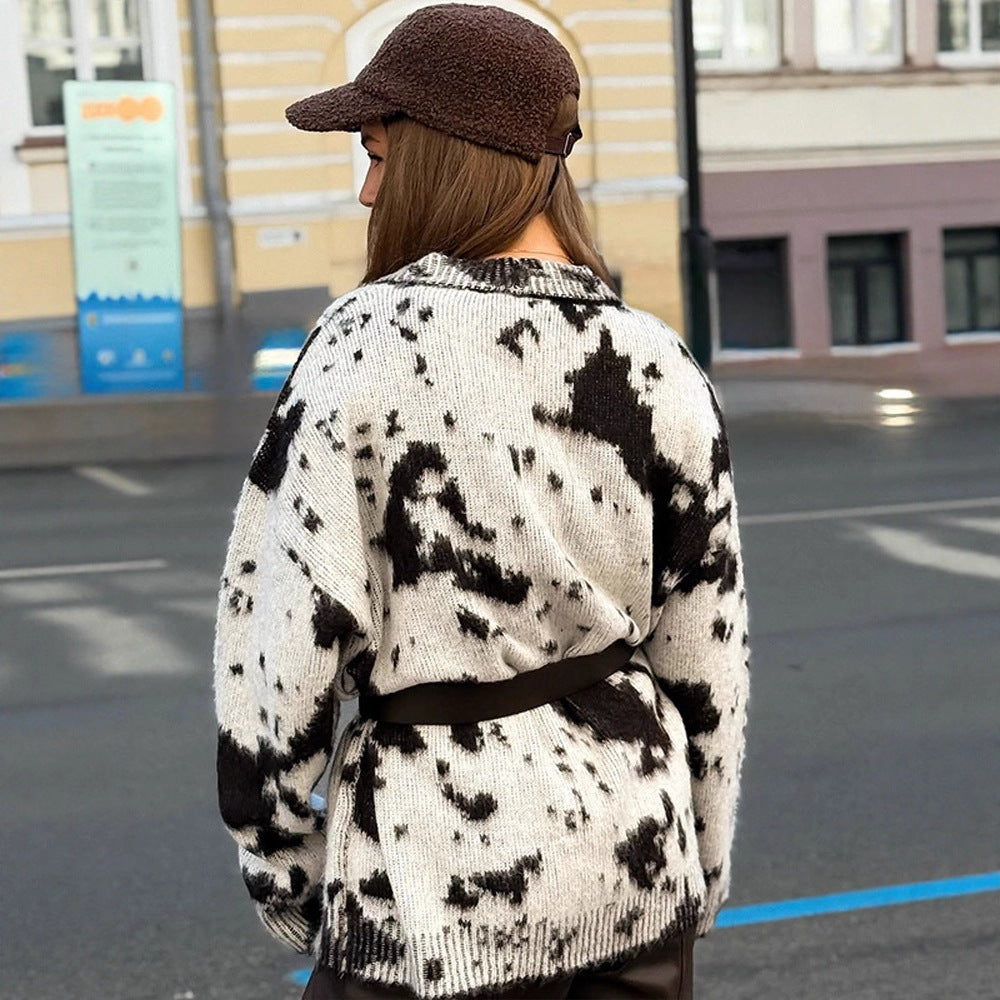 Cardigan décontracté pour femmes avec un motif à pois à la mode Chic und Stil