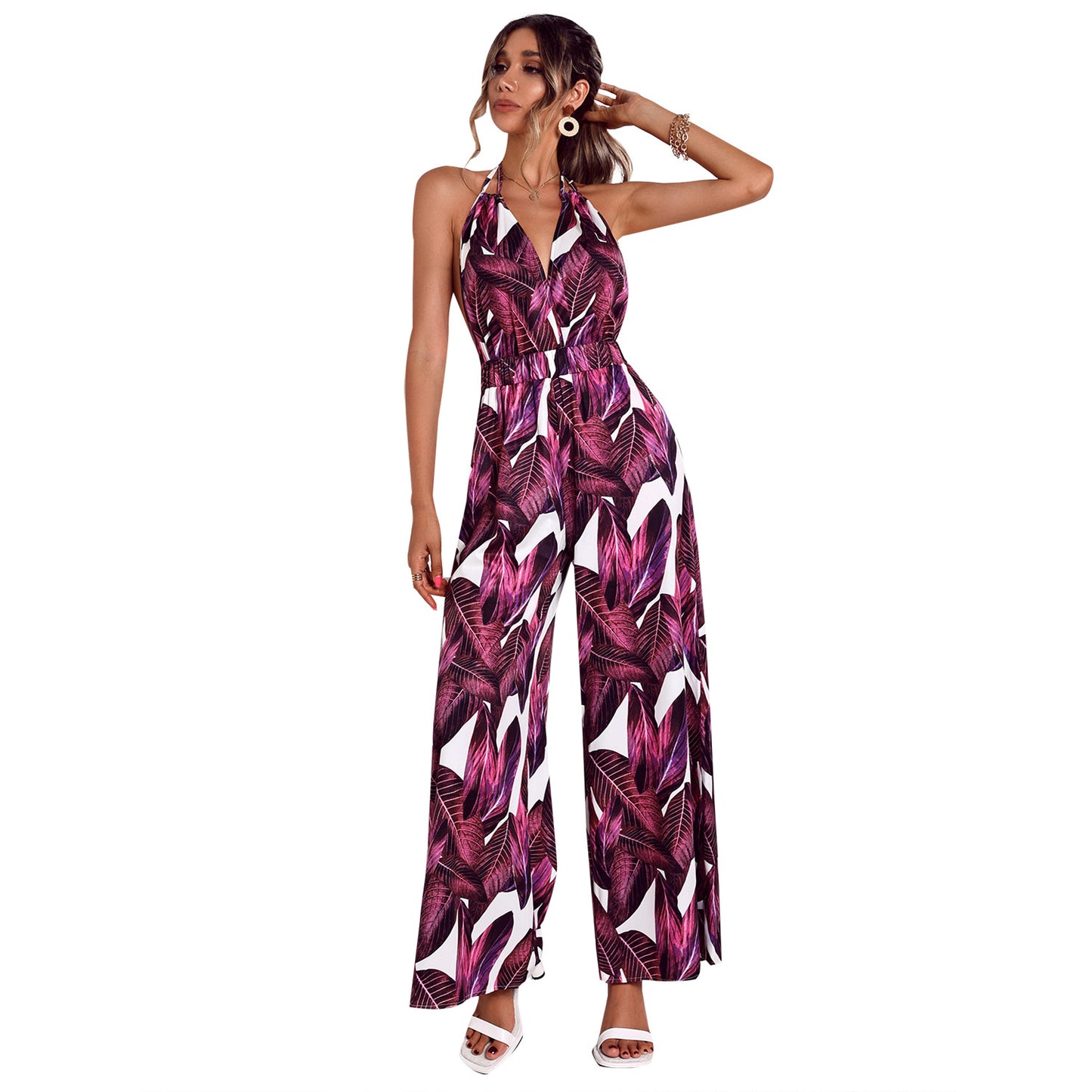 Combinaison aérienne pour femmes avec décolleté en V plongeant et design floral à feuilles Chic und Stil