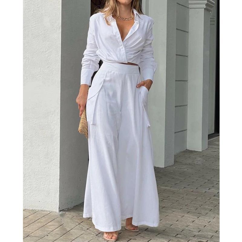 Women Elegant and Casual Two-Piece Set with Crop Top and Wide Palazzo Pants Chic and Style