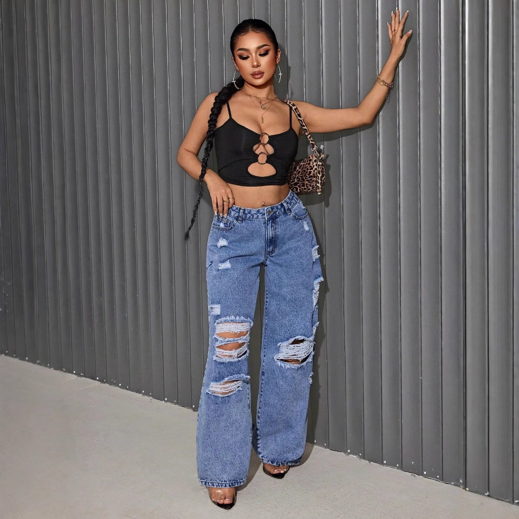 Jean flare femme avec des détails détruits à la mode Chic und Stil