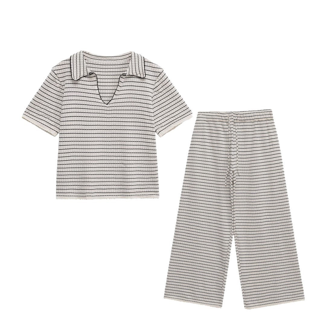 Plaid wide-leg pants for women with elastic waistband and side pockets Chic and Style