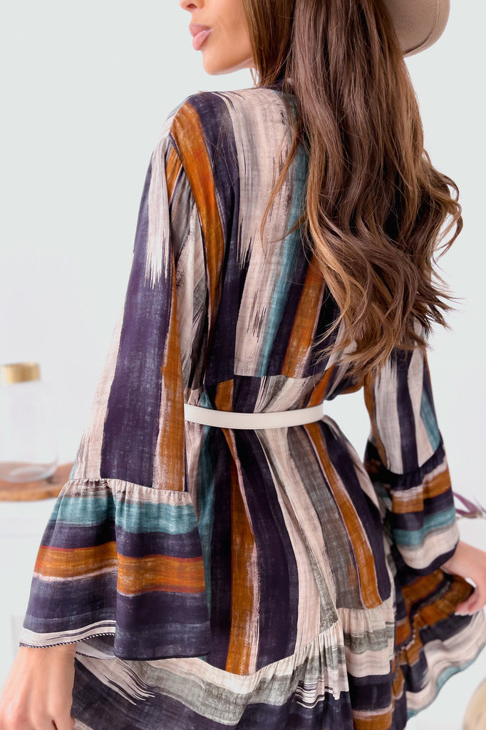 Robe mini A-ligne à rayures pour femmes avec ceinture Chic und Stil