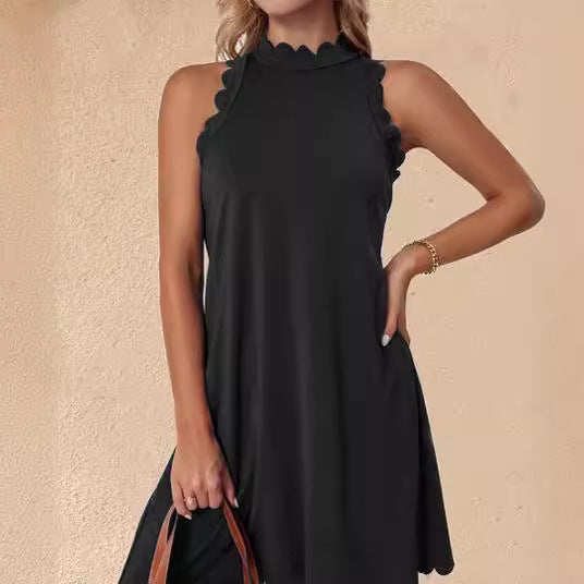 Robe sans manches pour femmes avec décolleté en scallop et coupe fluide Chic und Stil