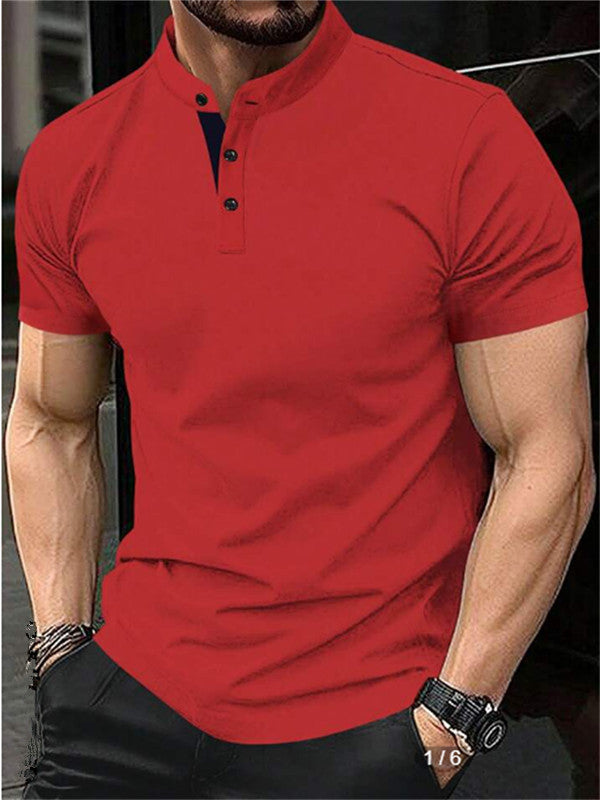 Chemise polo pour hommes avec col montant moderne et boutons contrastés Chic und Stil
