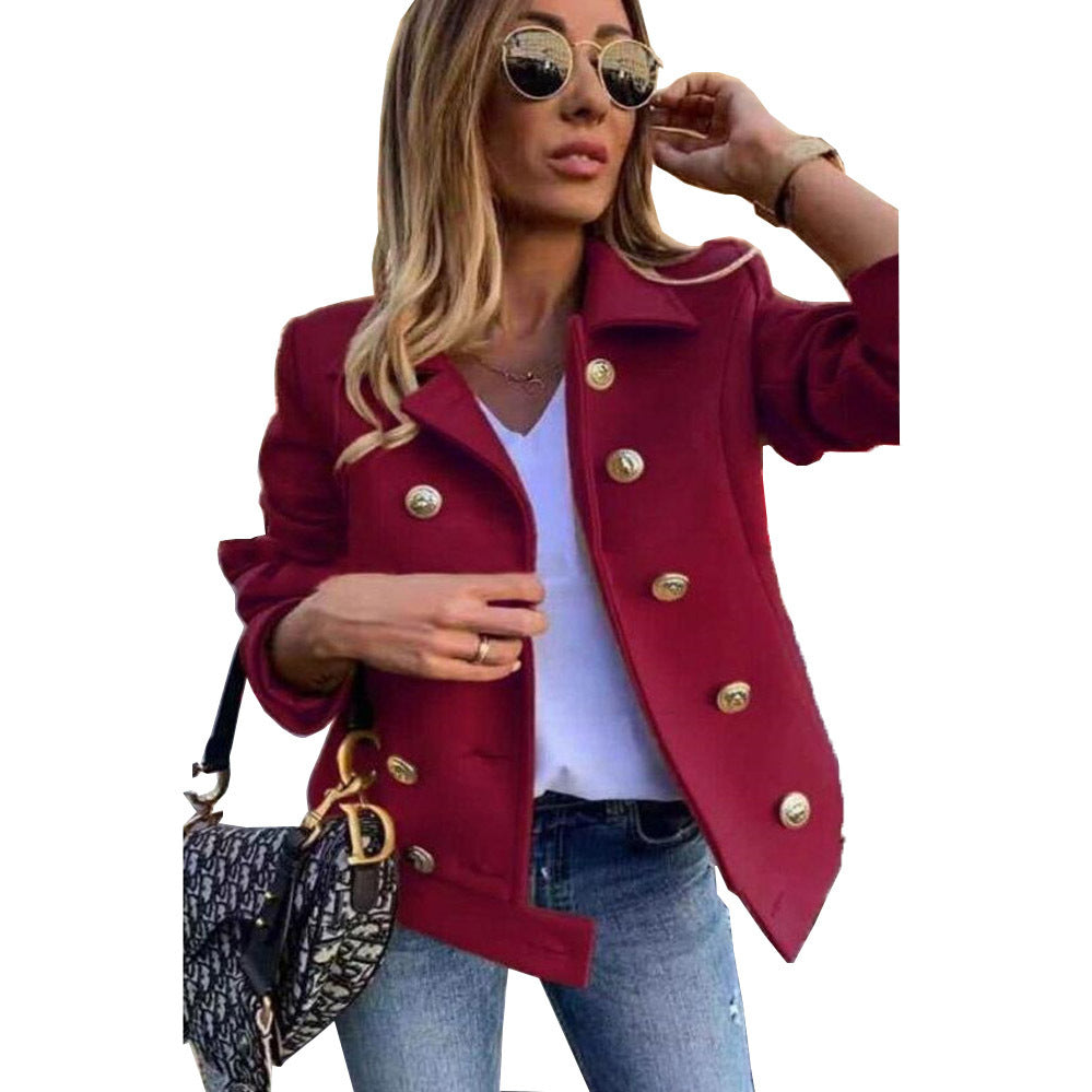 Vêtements pour femmes JACKKE avec des boutons dorés et une coupe décontractée Chic und Stil