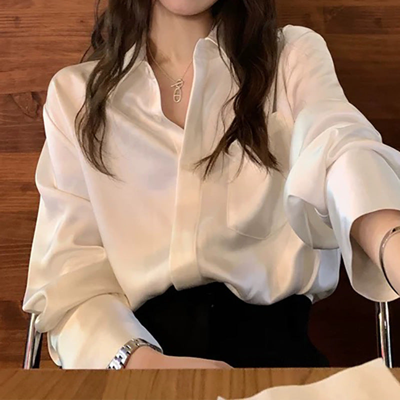 Blouse boutonnée en soie luxueuse pour femme Chic und Stil