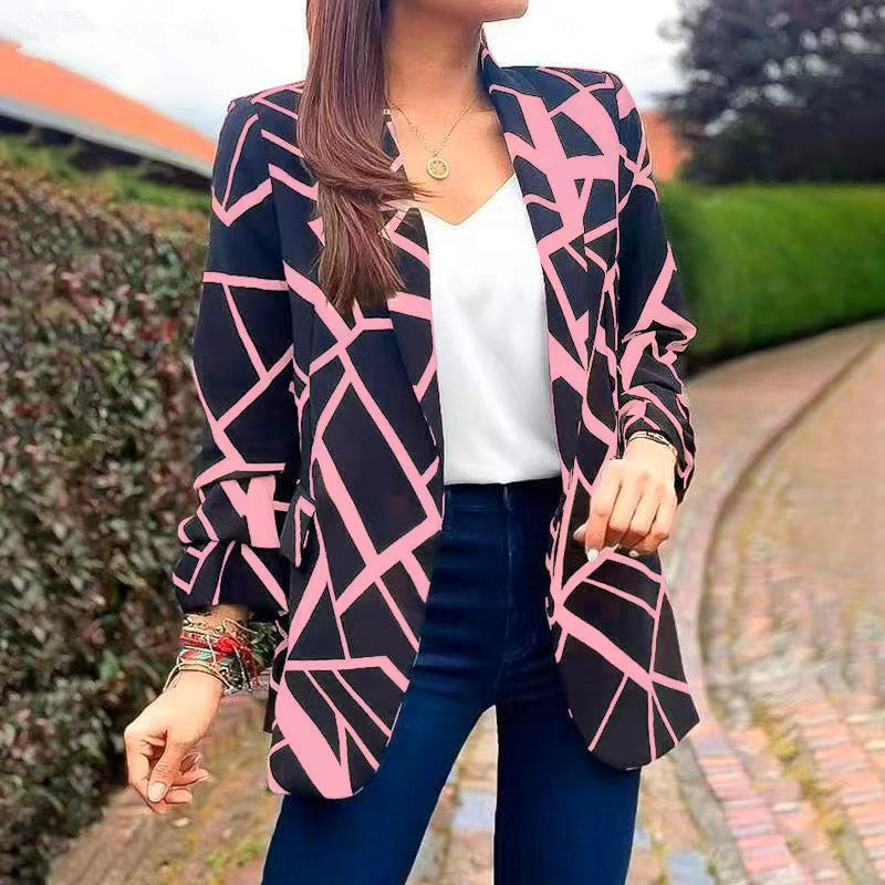 Veste pour femmes avec un motif géométrique moderne et une coupe décontractée Chic und Stil
