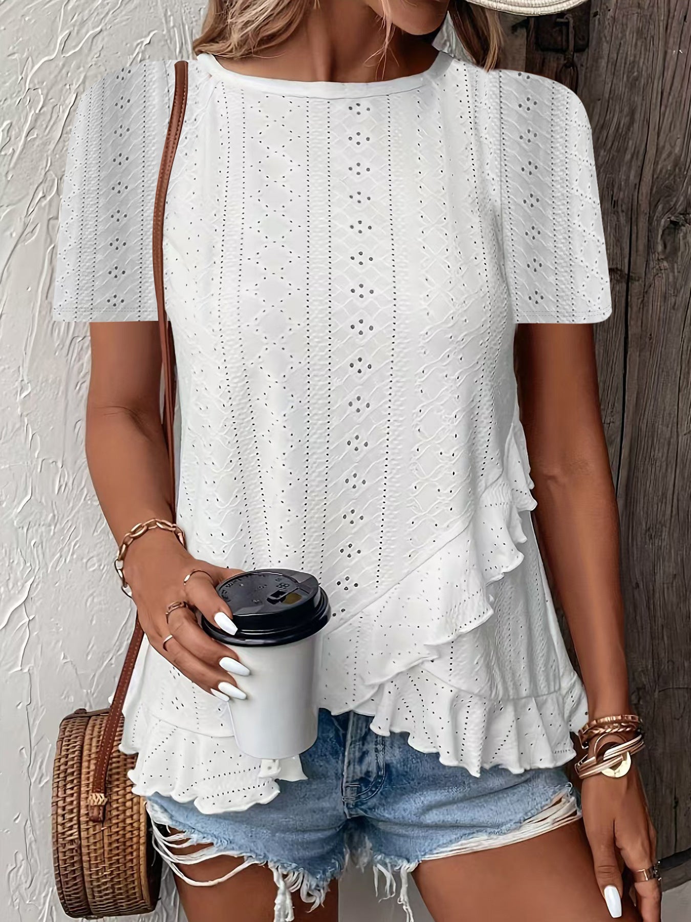 Blouse pour femmes avec des détails à volants et un insert floral Chic und Stil