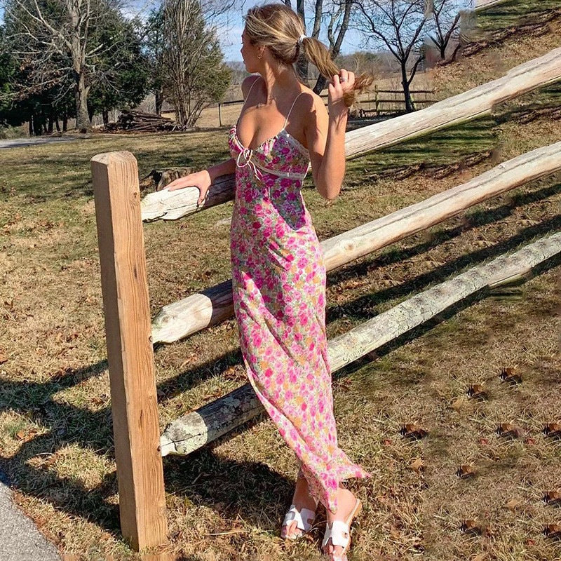 Robe slip florale pour femmes avec fines bretelles Chic und Stil