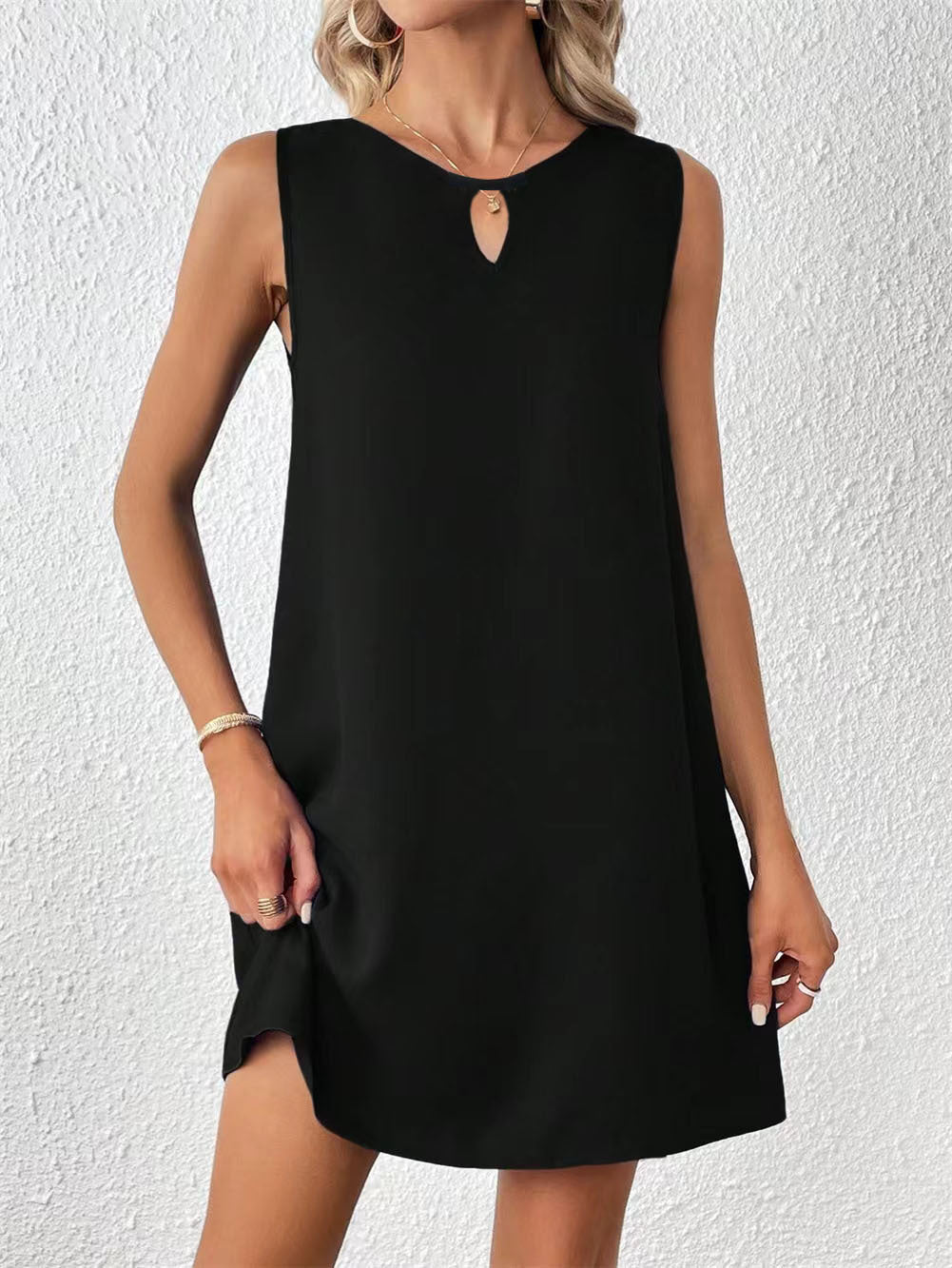 Robe femme en A avec un élégant décolleté clé Chic und Stil