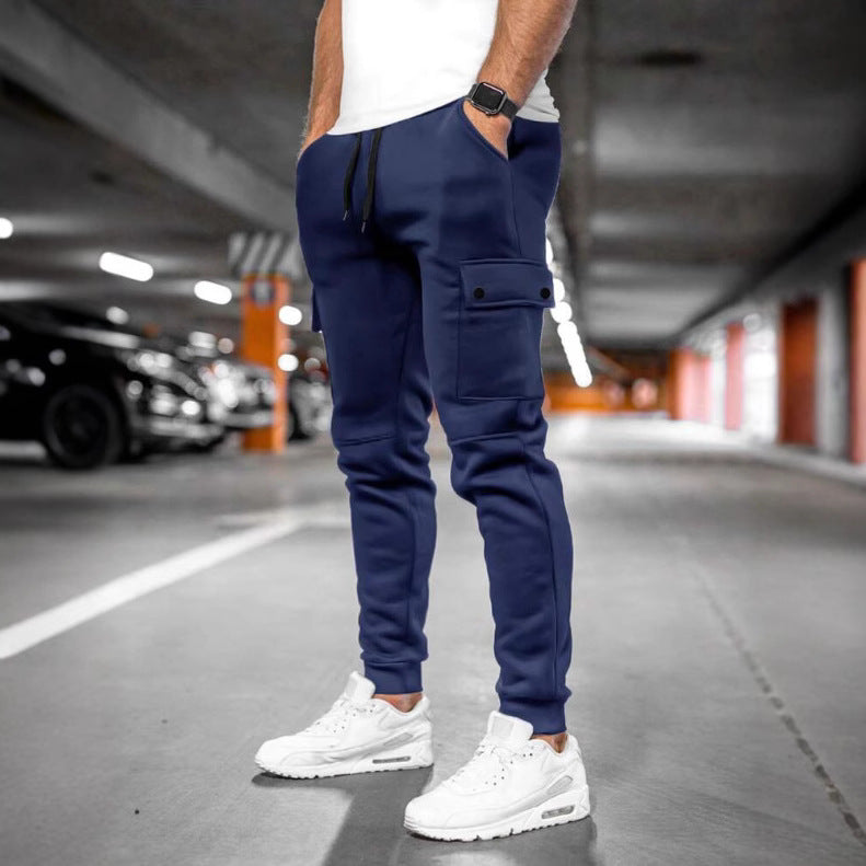 Pantalon de jogging cargo moderne pour hommes avec taille élastique et poches pratiques Chic und Stil