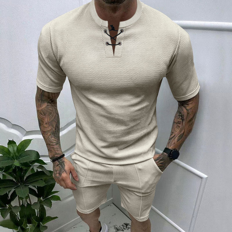 T-shirt court sportif pour hommes avec lacets Chic und Stil