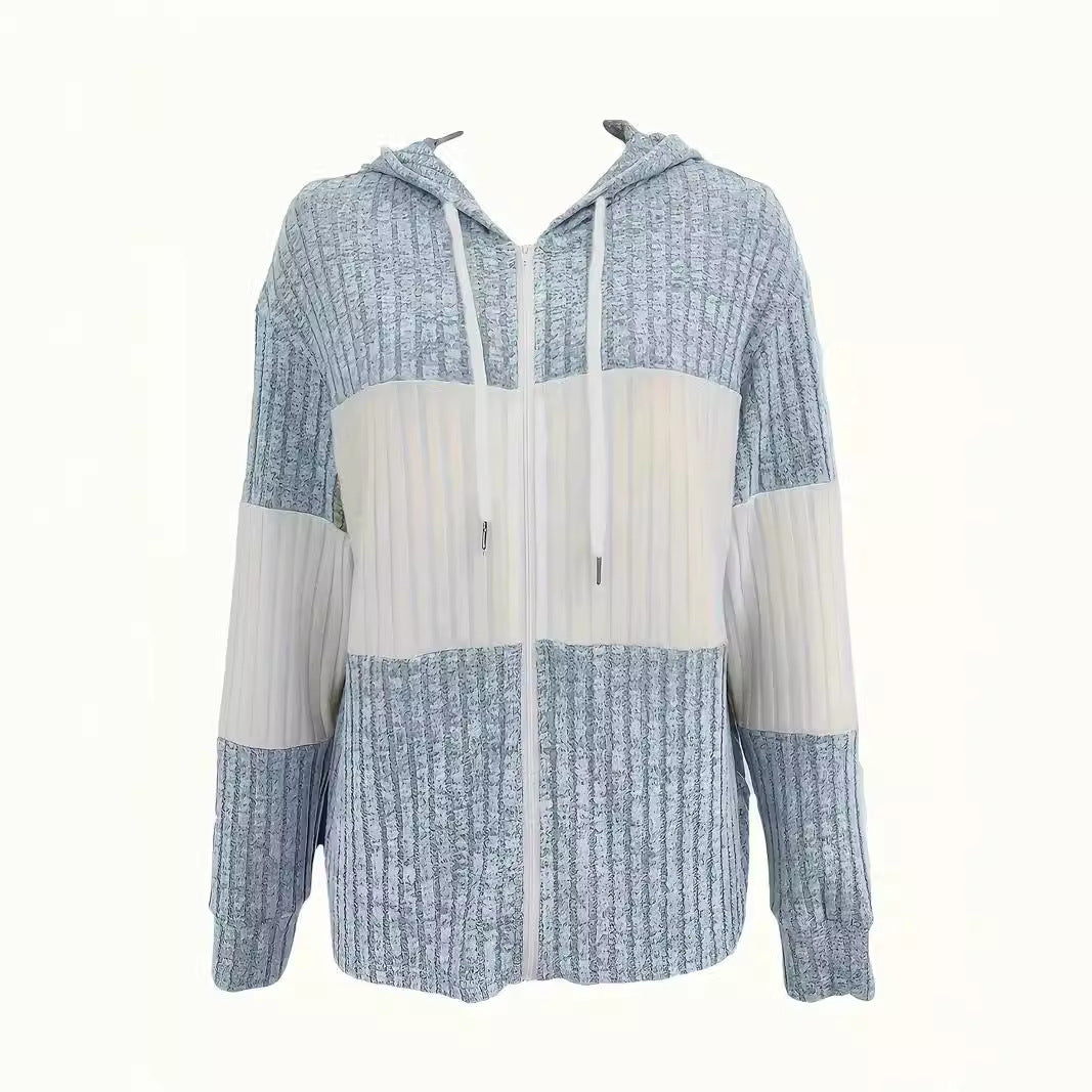 Veste de loisirs pour femmes avec motif à côtes texturé et capuche Chic und Stil