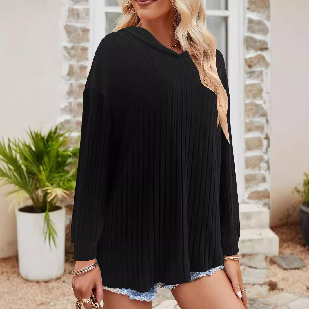 Pull décontracté pour femmes avec design en rib côtelé texturé et col à capuche confortable Chic und Stil