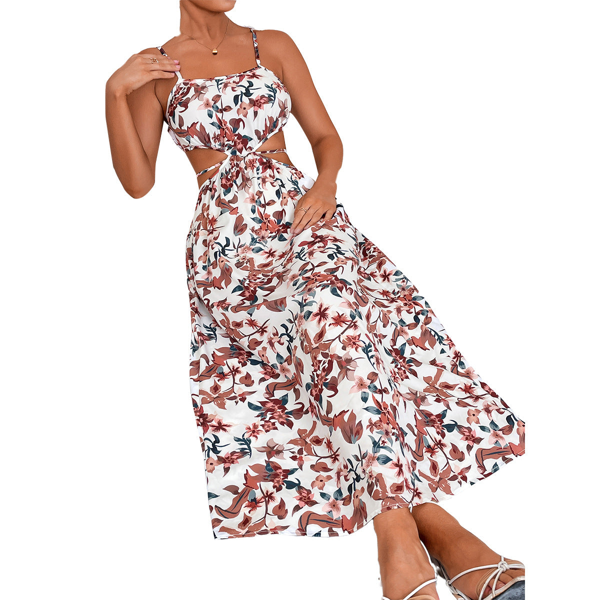 Robe maxi pour femmes avec motif floral et découpe espiègle Chic und Stil