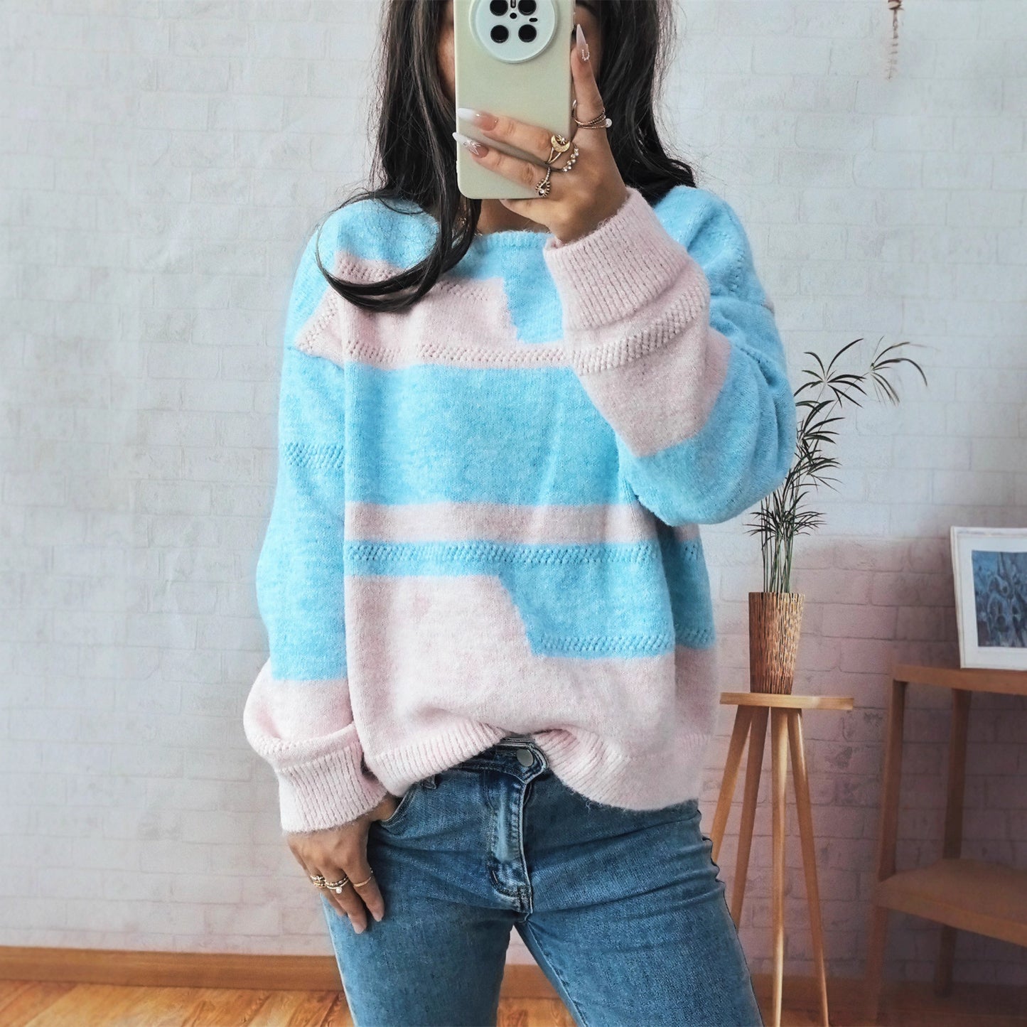 Pull en grosse maille pour femmes avec un motif rayé à la mode et une coupe ample Chic und Stil