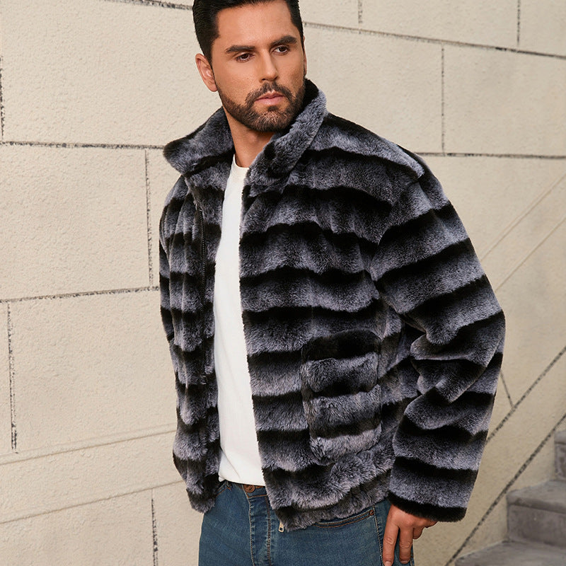 Veste en fausse fourrure élégante pour hommes avec design rayé Chic und Stil