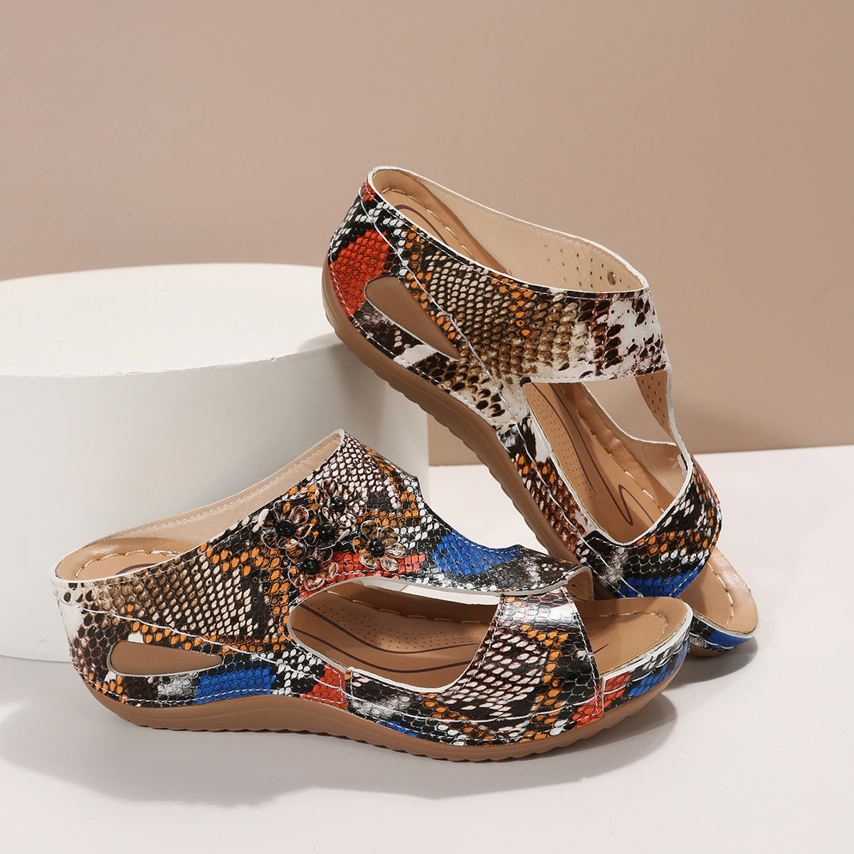 Sandales à la mode pour femmes avec des inserts respirants et une semelle antidérapante Chic und Stil