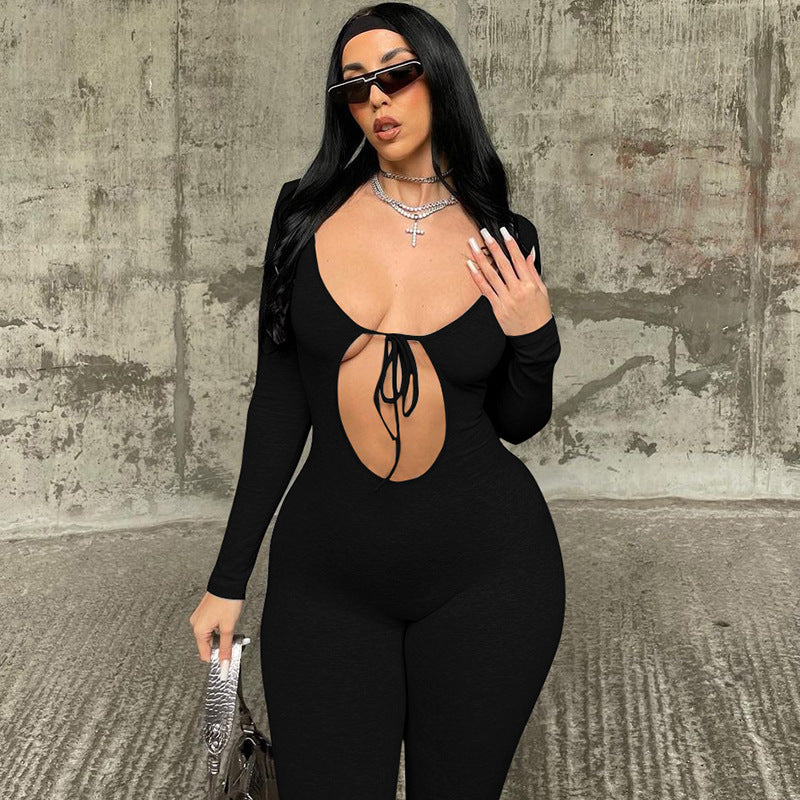 Combinaison longue à manches longues pour femmes, ajustée, avec décolleté en forme de cœur et détail lacé Chic und Stil