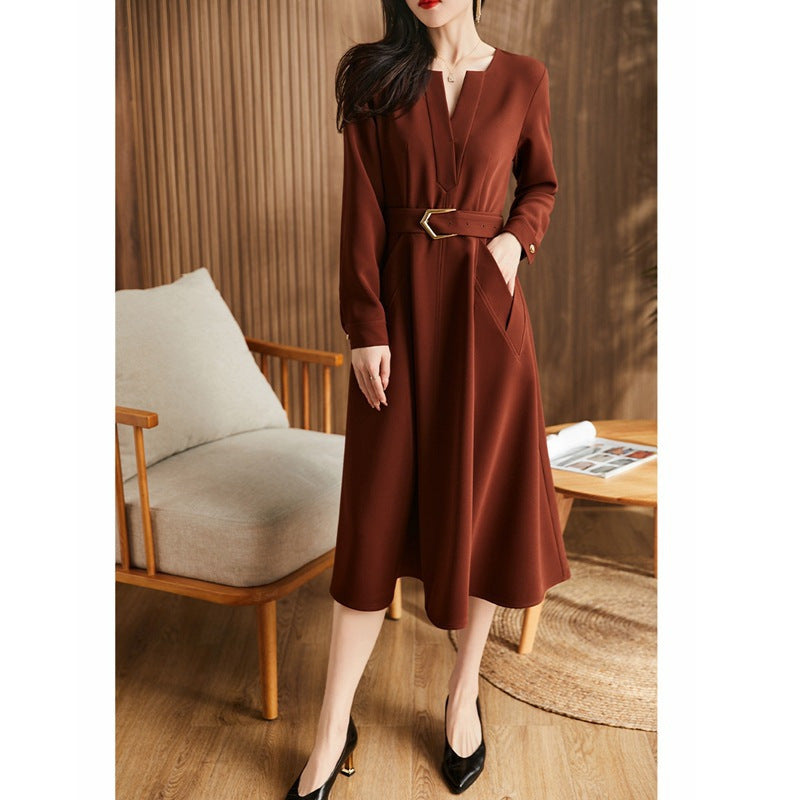 Robe midi élégante pour femmes avec ceinture Chic und Stil