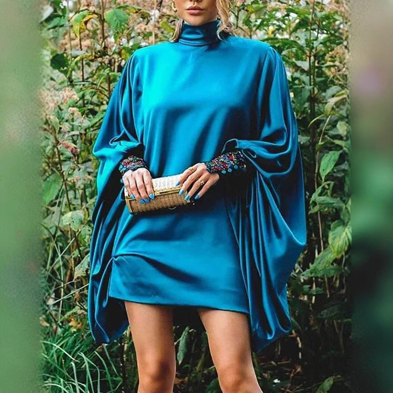 Robe mini oversized pour femmes avec des manches volumineuses et un élégant col montant Chic und Stil