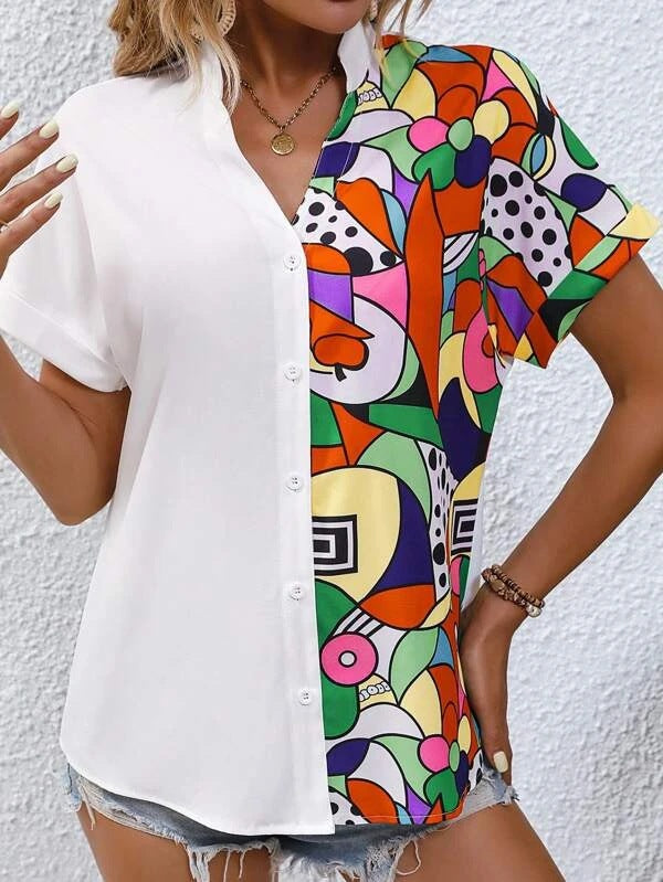 Chemise à manches courtes en patchwork coloré pour dames avec patte de boutonnage Chic und Stil