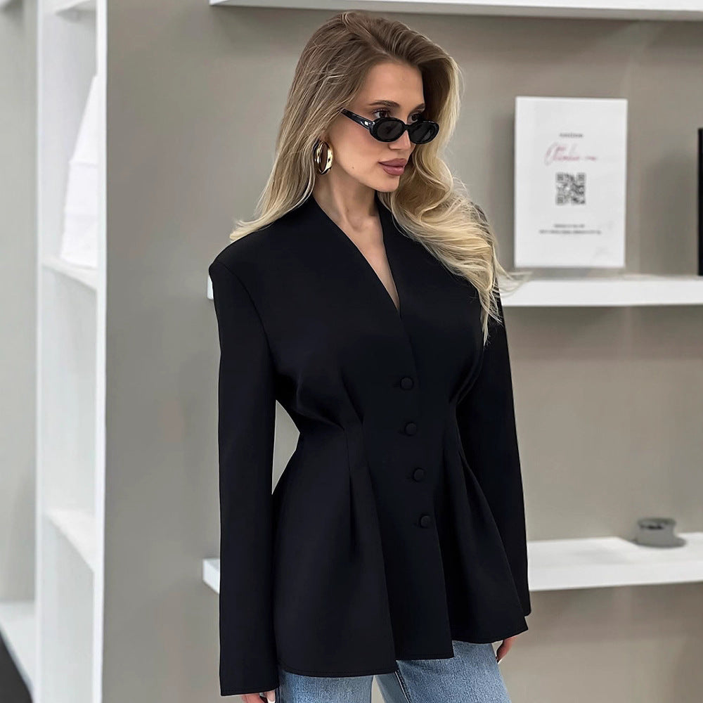 Blazer structuré pour femmes avec une coupe moderne et un cintrage Chic und Stil