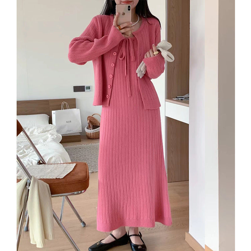 Veste en tricot pour femmes avec maxi robe en design côtelé et ceinture à nouer féminine Chic und Stil