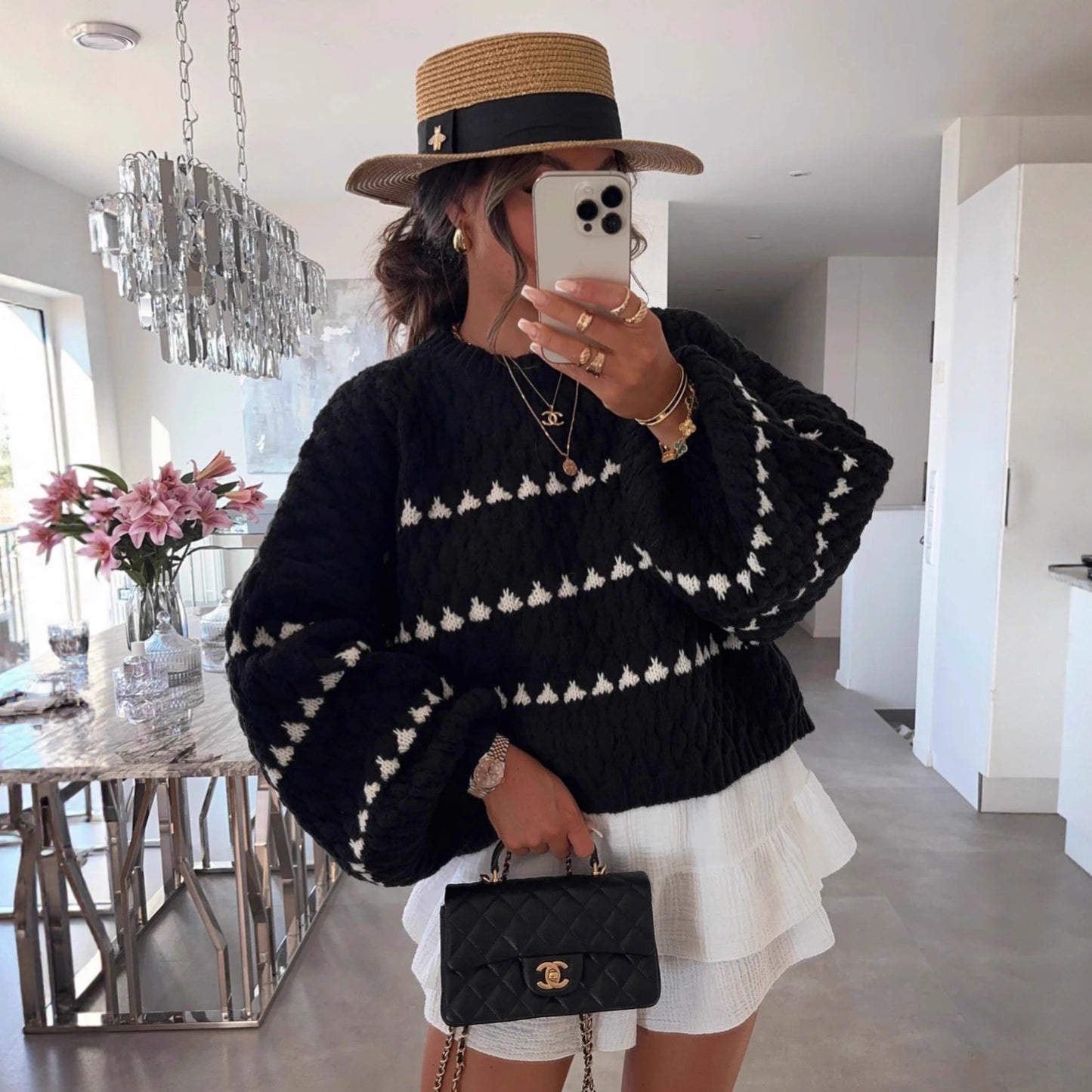 Pull en grosse maille pour femmes avec des manches volumineuses et un motif structuré Chic und Stil
