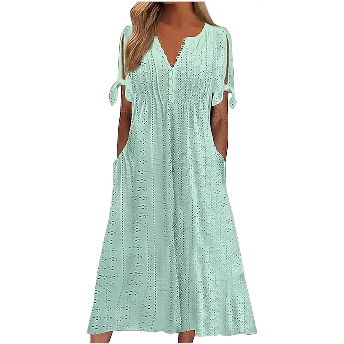 Robe midi aérienne pour femmes avec des motifs en trou décoratifs et des poches pratiques Chic und Stil
