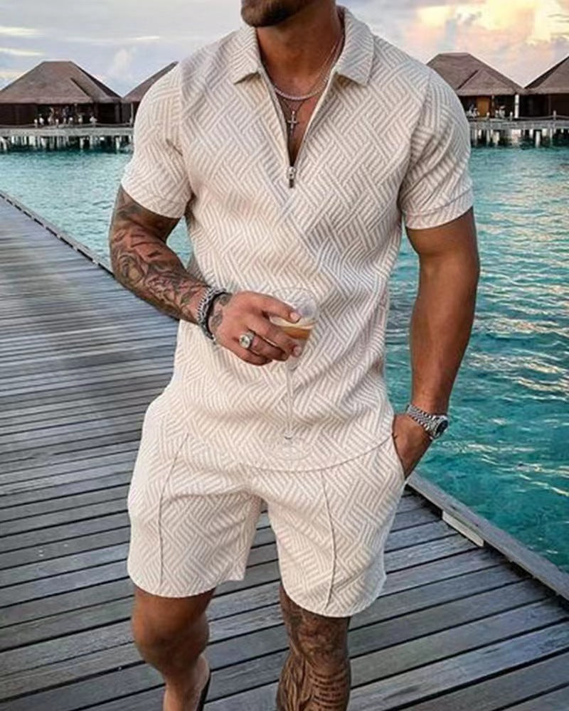 Combinaison courte tendance pour hommes avec un design texturé Chic und Stil
