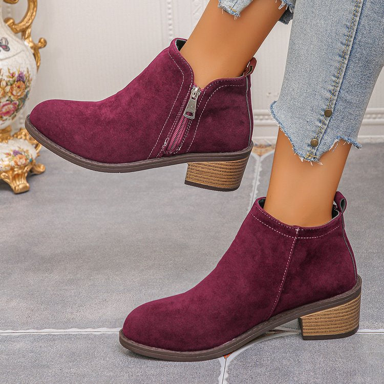 Bottines biker pour femmes avec fermeture éclair latérale et structure à la mode Chic und Stil
