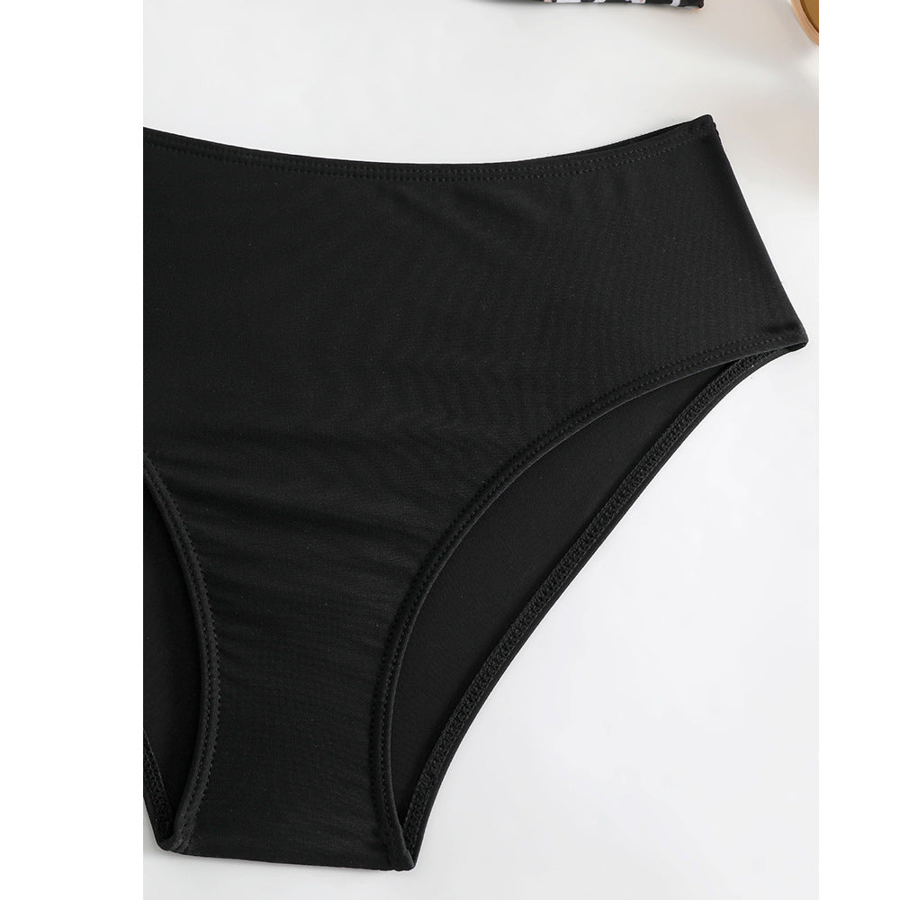 Bikini haut pour femme avec coupe intéressante et bas taille haute Chic und Stil